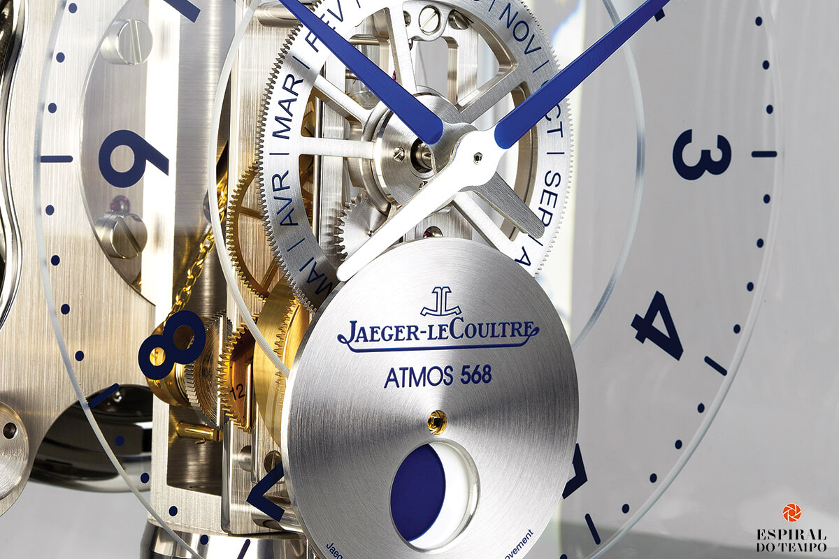 Atmos 568 by Marc Newson