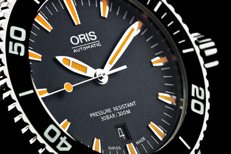 Oris Aquis Date