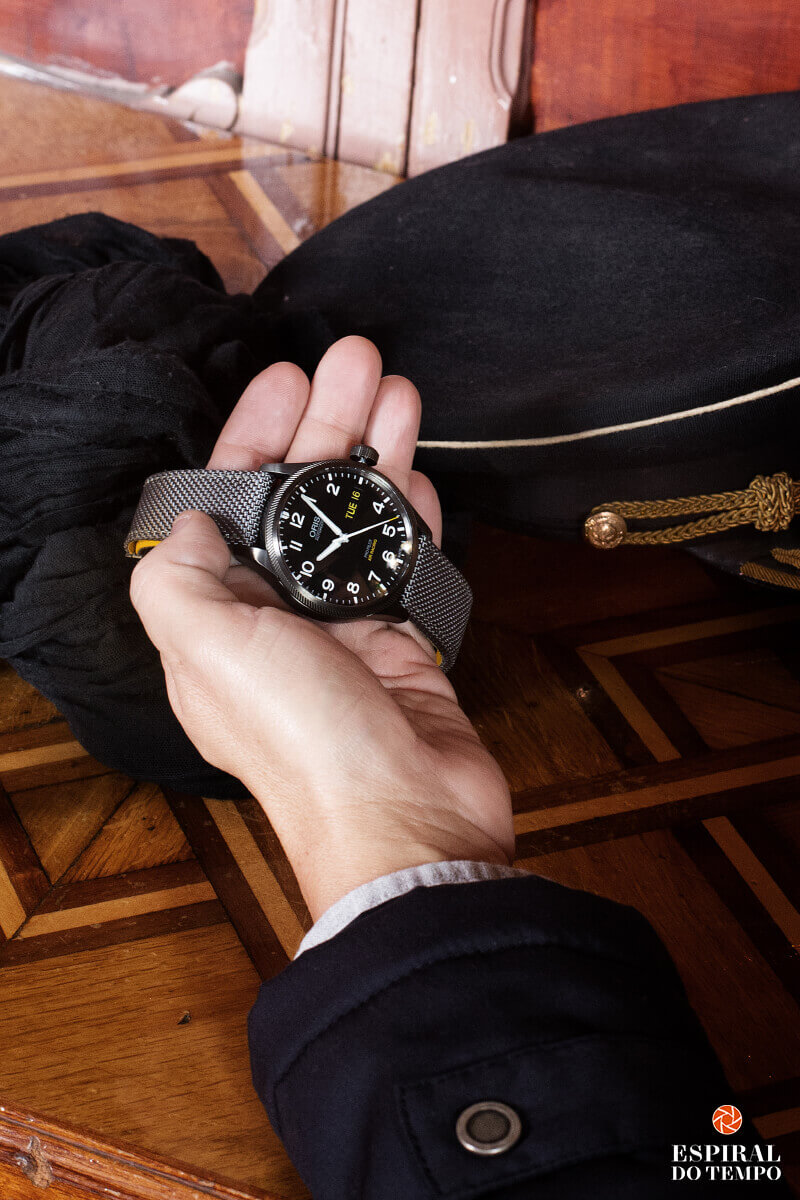 Oris air racing edition vi outlet