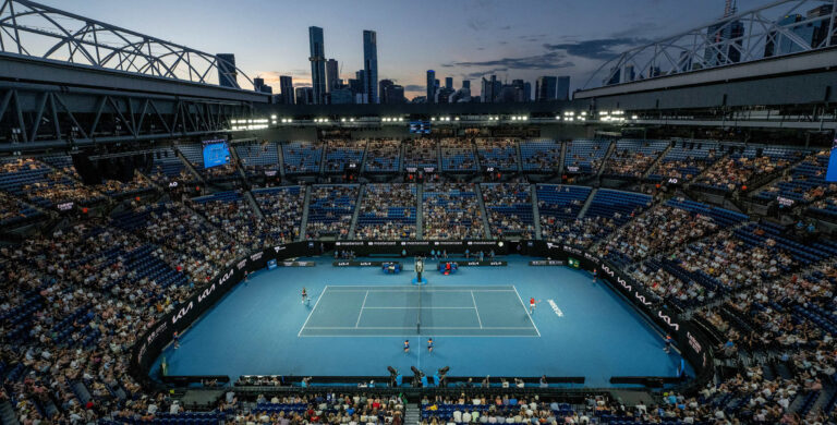 A Rod Laver Arena em Melbourne Park recebe o Open da Austrália 2023