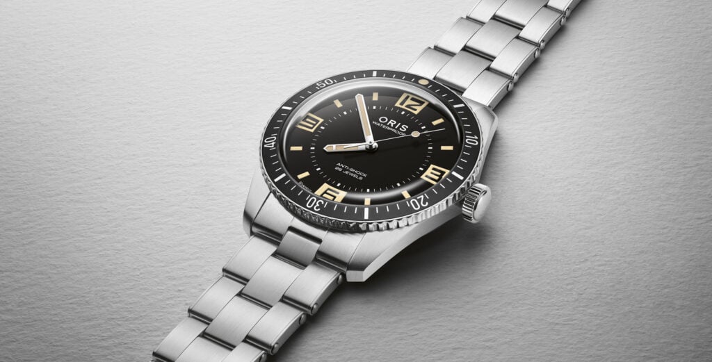 O relógio Oris Divers Sixty-Five 6th Anniversary