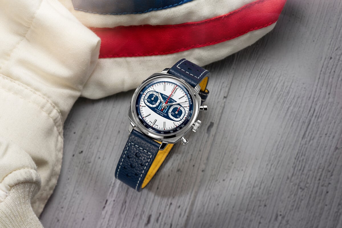 O novo Top Time Martini Racing com as famosas cores do mítico patrocínio desportivo das corridas automóveis | Foto: Breitling