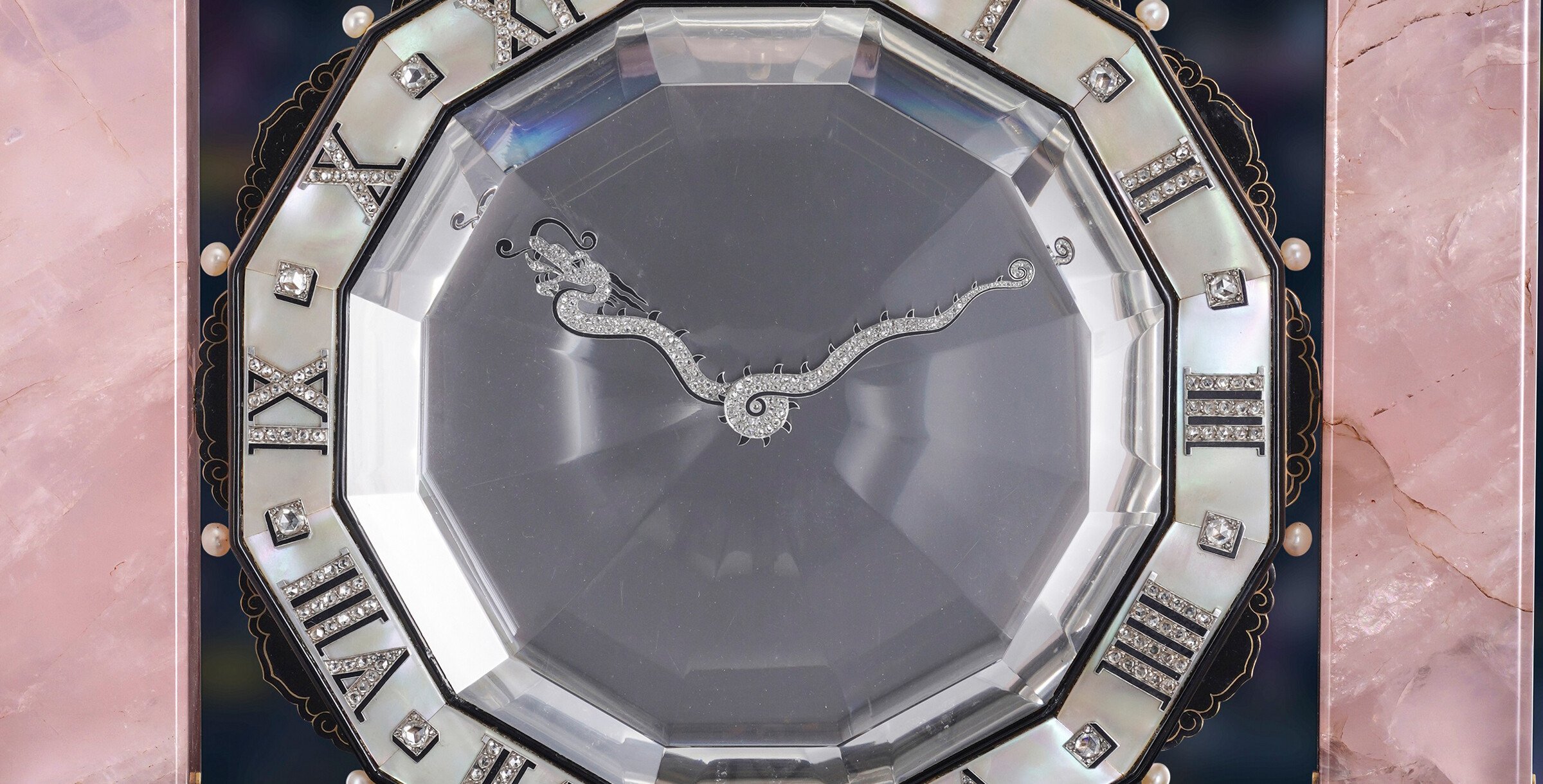 Relógios misteriosos: Portico Mystery Clock de Cartier