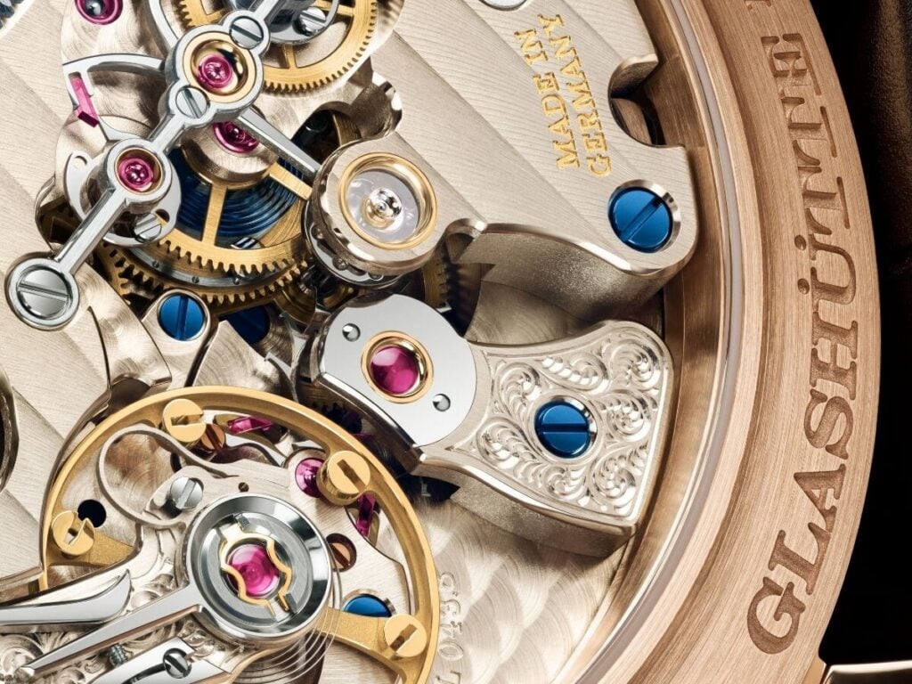 O tradicional trabalhop decorativo de Glashütte no movimento de corda manual do Zeitwerk Date | Foto: A. Lange & Söhne