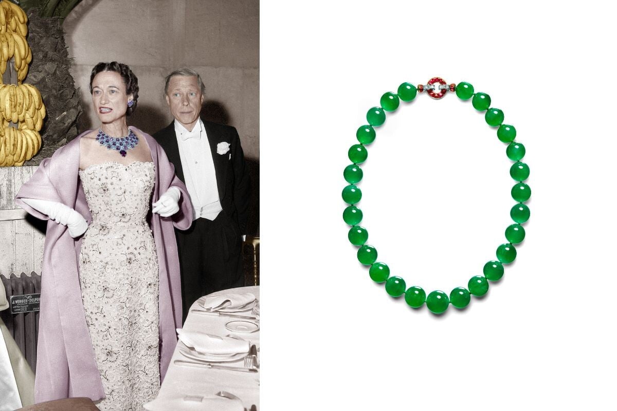 Montagem com Wallis Simpson usando um colar Cartier de safiras e, ao lado, colar de jade esmeralda pertencente a Barbara Hutton.