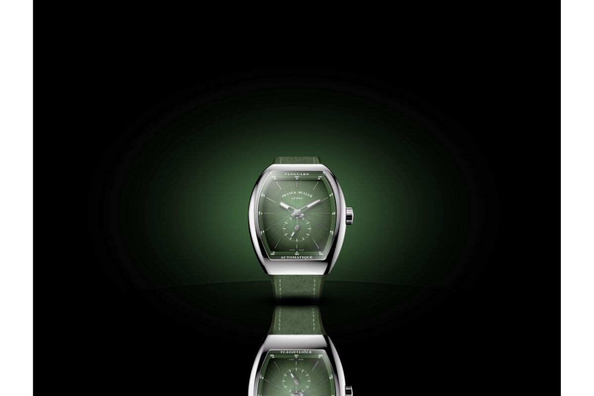relógio de pulso Franck Muller Vanguard Sfumato Slim com caixa em aço e mostrador sfumato verde