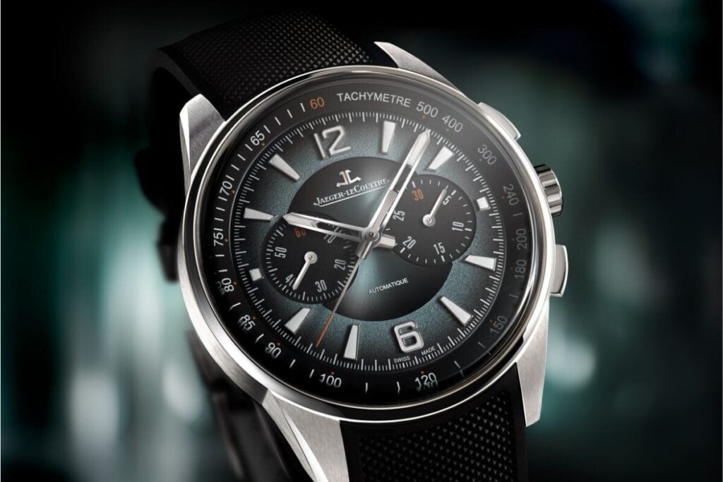 Close-up do mostrador do Jaeger-LeCoultre Polaris Chronograph com acabamento cinzento-oceano.