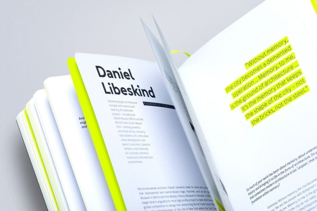 Livro Ressence Ahead of Time