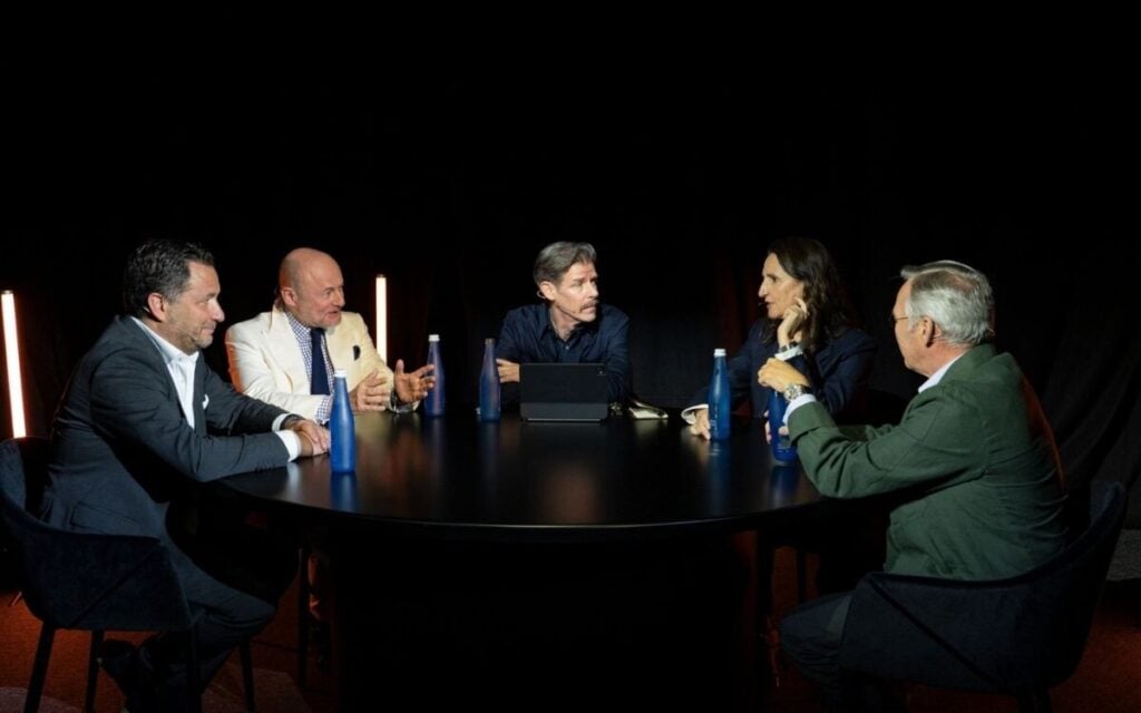 mesa redonda dos CEOs na Dubai Watch Week com Julien Tornare (Hublot), Georges Kern (Breitling), Ilaria Resta (Audemars Piguet) e Karl-Friedrich Scheufele (Chopard) e moderação de Andy Hoffman | Foto: Miguel Seabra/Espiral do Tempo