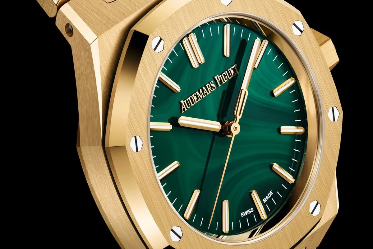 Royal Oak Selfwinding in yellow gold with malachite dials
