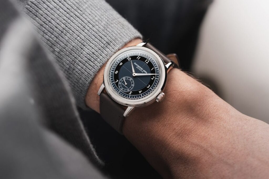 Raymond Weil Millesime Small Seconds Tuxedo Dial em branco e preto