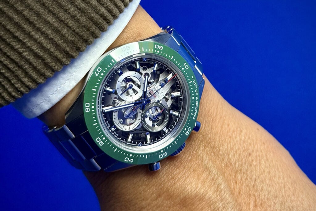 no pulso um cronógrafo do Watches-and-Wonders Zenith Chronomaster Sport Skeleton 3