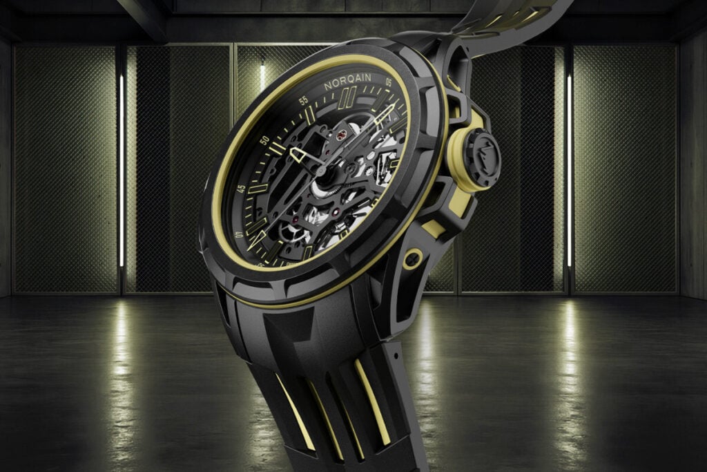 relógio preto com detalhes amarelos Norqain Wild One X-Lite