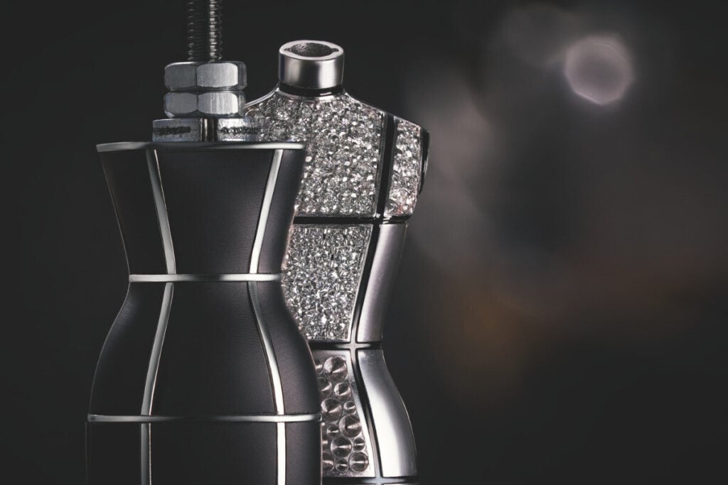 pe&ccedil;as xadrez Chanel Coco Game Chanel Chessboard | Foto: Chanel