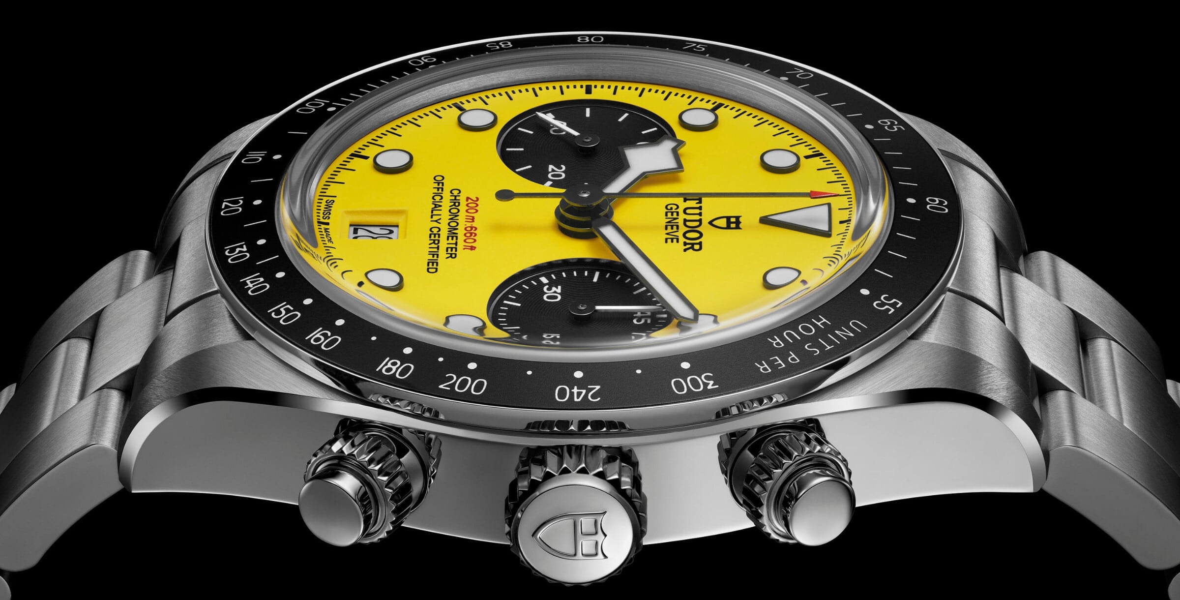 relógio em aço com mostrador amarelo e preto cronógrafo Black Bay Chronograph 39 'Bumblebee' | Foto: Tudor